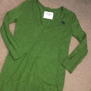 Ladies Abercrombie & Fitch shirt sweater medium